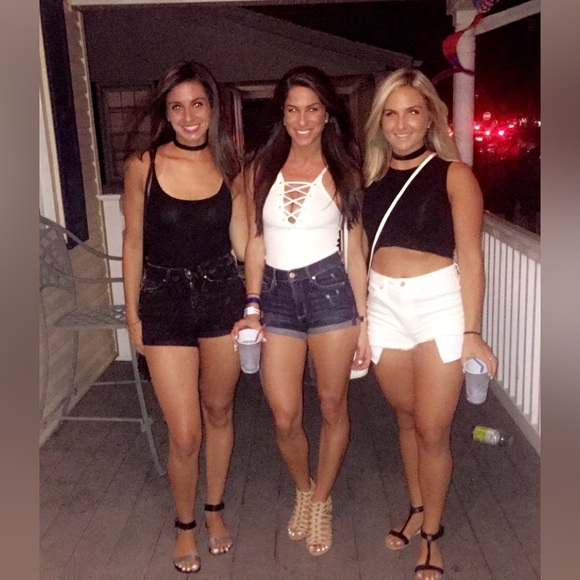 Express White Bodysuit - Picture 10 of 10